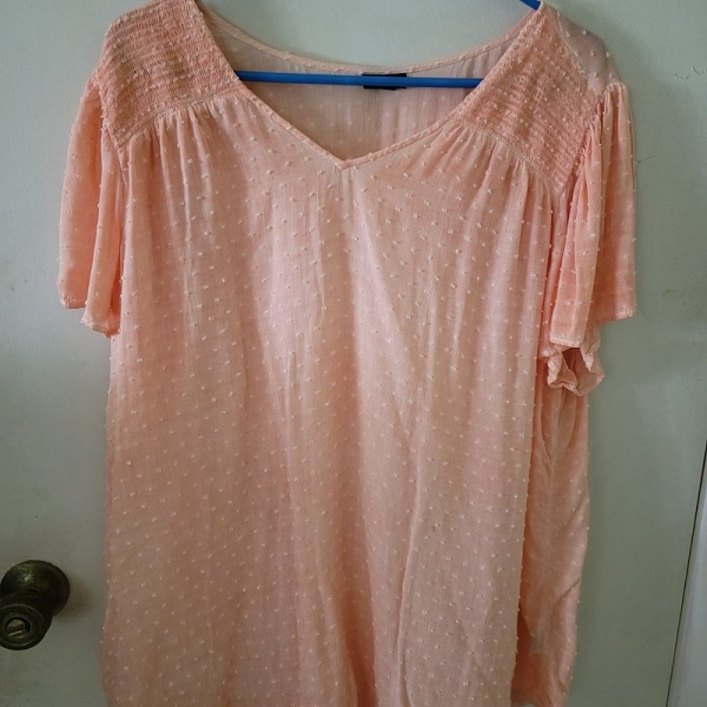 Torrid Peach Eyelet Top Plus Size NWOT